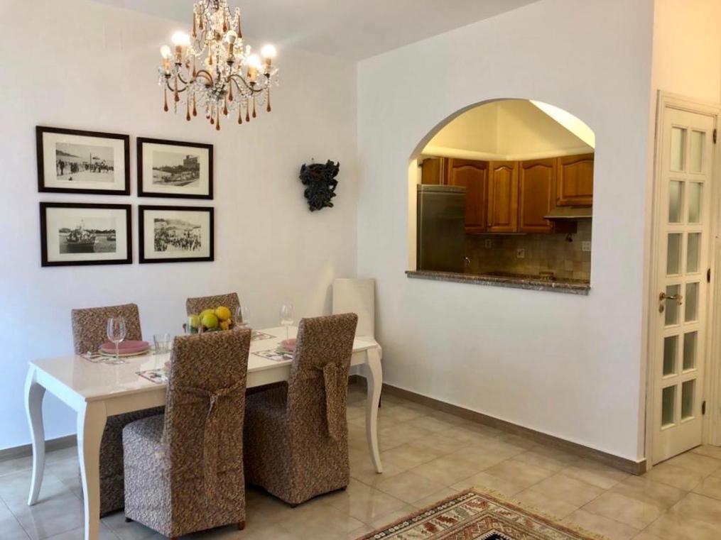 Casa Cariddi Boutique Apartment タオルミーナ エクステリア 写真
