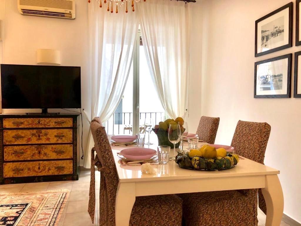 Casa Cariddi Boutique Apartment タオルミーナ エクステリア 写真